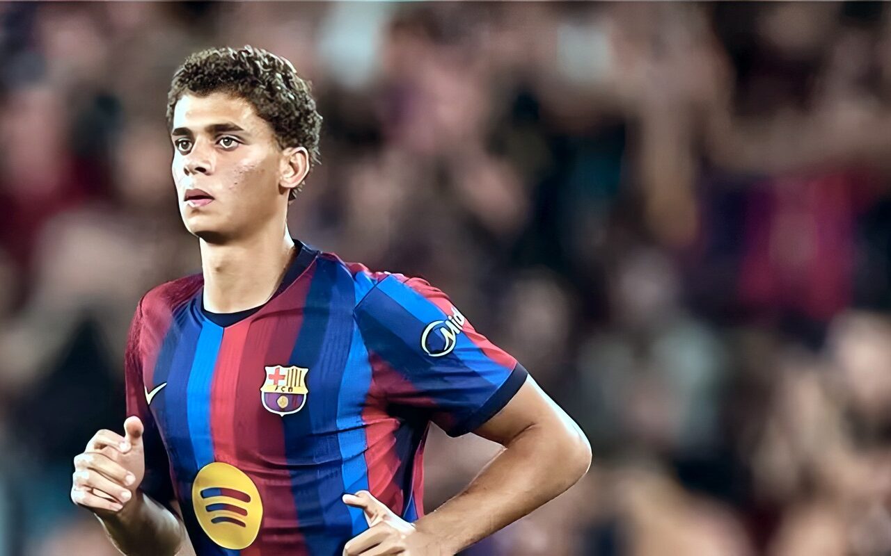 موقف حمزة عبدالكريم، تشكيل برشلونة المتوقع ضد ألافيس في الدوري الإسباني