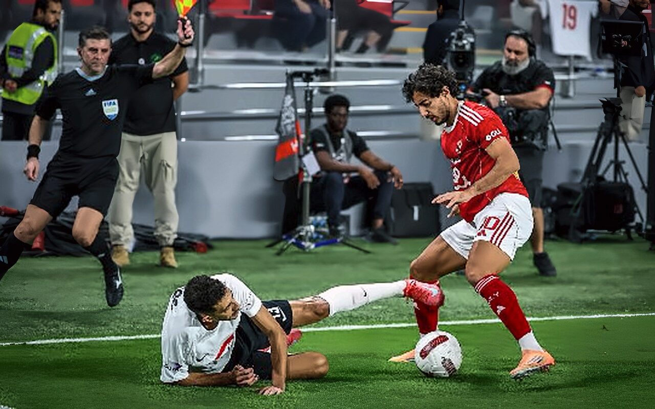 معلقي مباراة الأهلي والزمالك  في قمة الدوري المصري