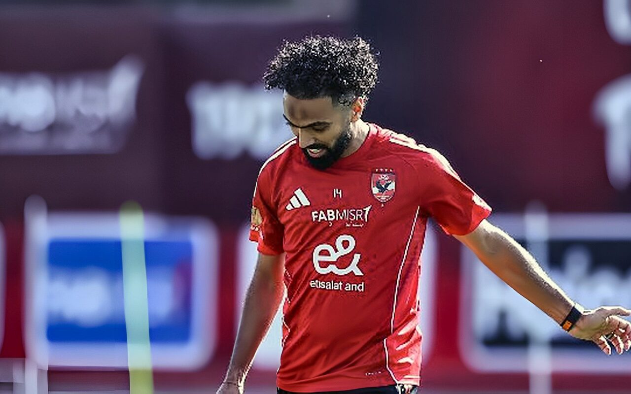 «بيطير وبيبخ رابسو في ماتشات القمة» .. إبراهيم فايق يتغنّى بحسين الشحات قبل مواجهة الزمالك