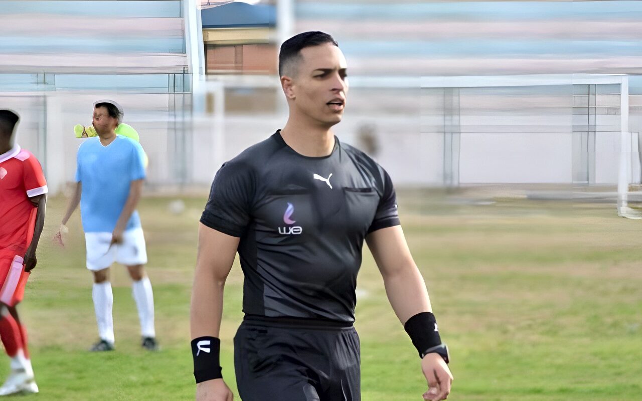 حمادة القلاوي حكما لمباراة سيراميكا كليوباترا وزد بالدوري