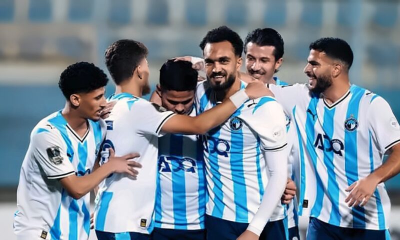 ناقد رياضي: بيراميدز ينافس بقوة على الدوري والأهلي يواجه ضغطًا أكبر قبل القمة
