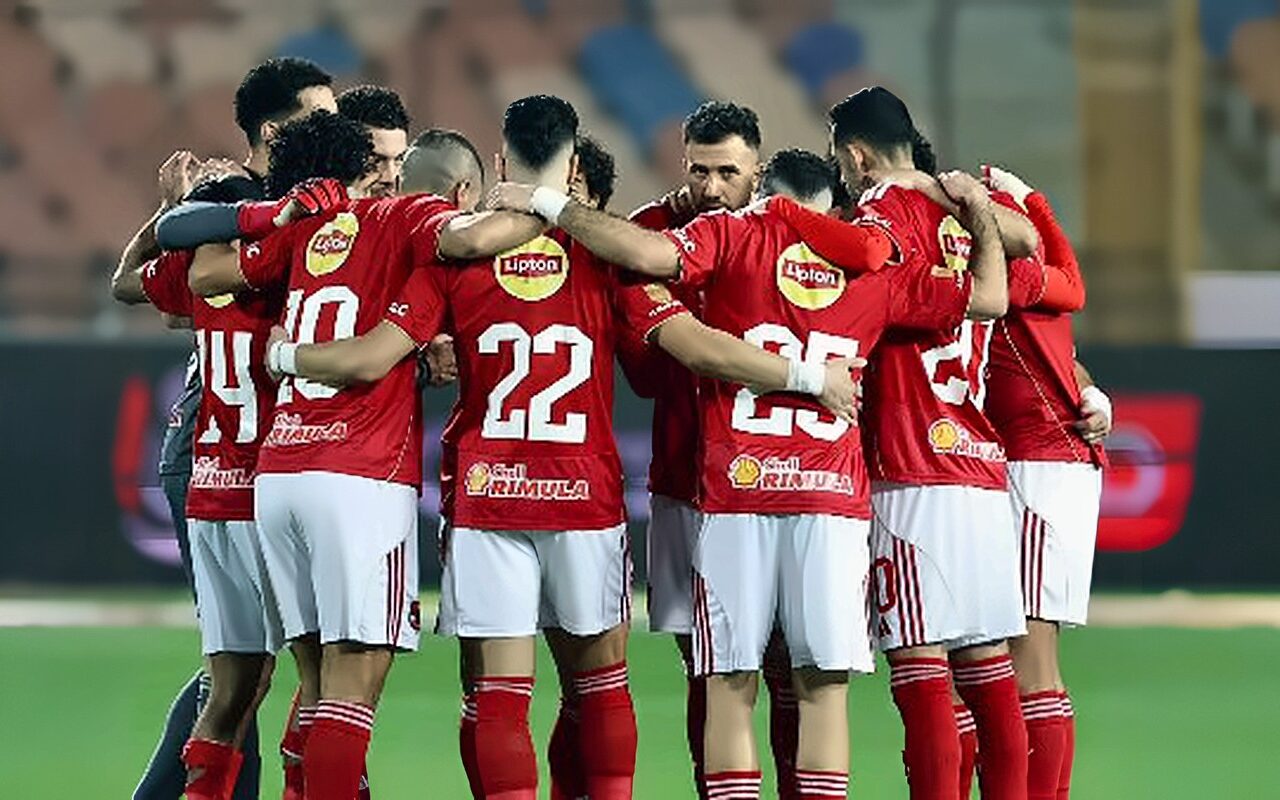 قبل مواجهة الزمالك.. تحرك جديد من النادي الأهلي بشأن الفريق والجهاز الفني