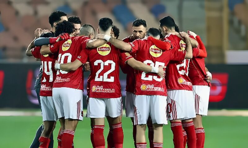 قبل مواجهة الزمالك.. تحرك جديد من النادي الأهلي بشأن الفريق والجهاز الفني