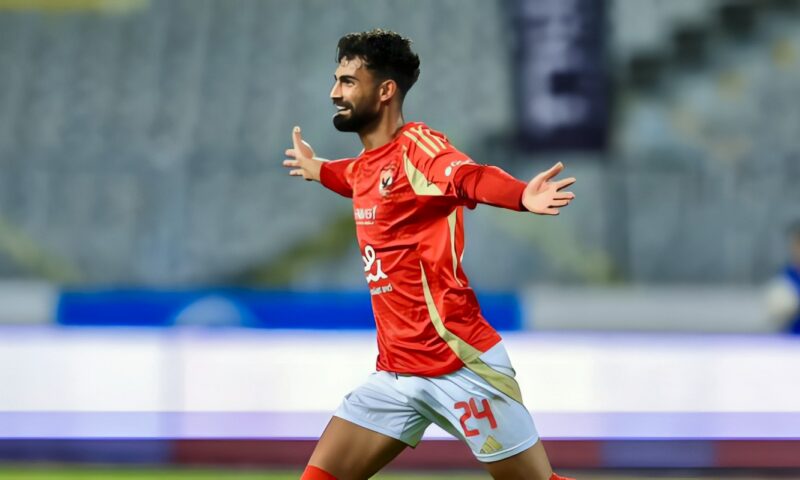 مفاجأة بشأن مستقبل أحمد رضا مع الأهلي.. شوبير يكشف