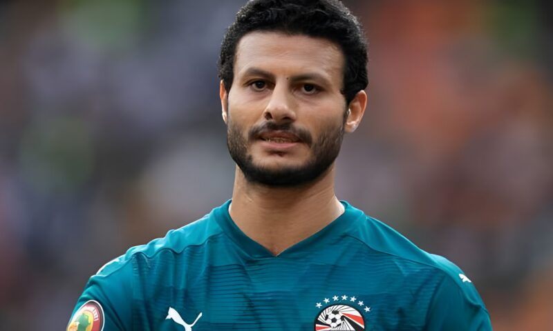تفاصيل الراتب السنوي لـ محمد الشناوي حارس الأهلي