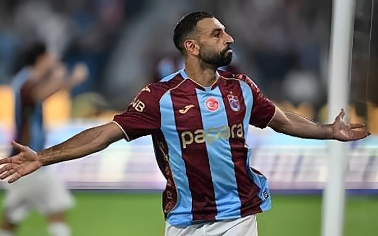 يزيد الأمور صعوبة بمشاركته.. لاعب قاسم باشا يتغنى بـ محمد صلاح