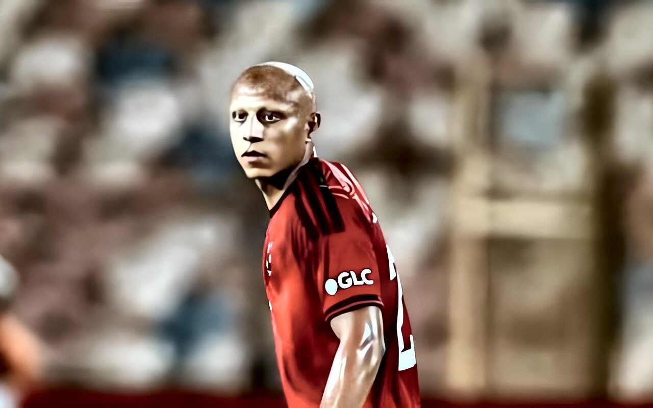 عمرو الجزار يكشف كواليس رحلته من المعاناة إلى الأهلي.. مفاوضات الزمالك وصدمة الرباط الصليبي