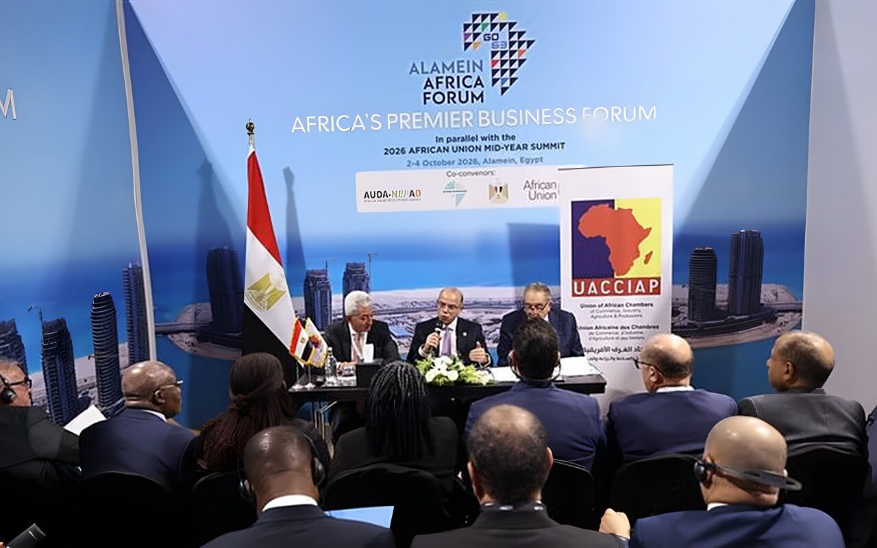 بالإجماع، انتخاب أحمد الوكيل رئيسا لاتحاد الغرف الأفريقية وعلاء عز أمينا عاما