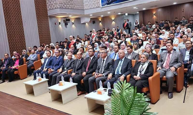 ندوة تثقيفية بجامعة المنصورة الأهلية تناقش بطولات حرب أكتوبر وتحديات الحروب الحديثة