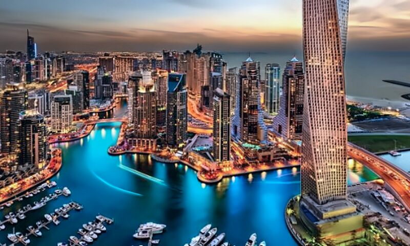 الإمارات: «فيتش» ترفع توقعات نمو رأس الخيمة.. والاقتصاد يتجه إلى 5% في 2027