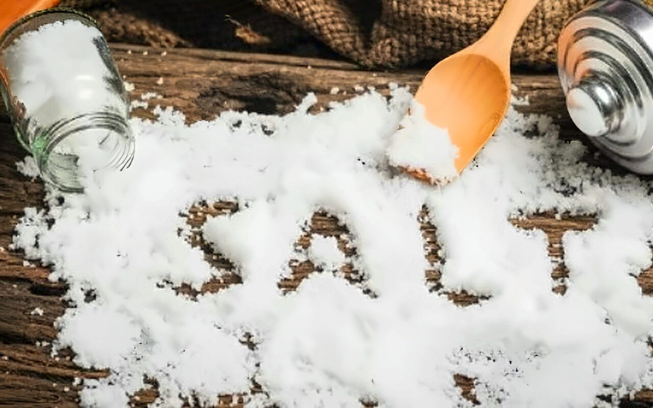 هل يؤثر الملح على الذاكرة؟ دراسة تكشف العلاقة بين الصوديوم والدماغ