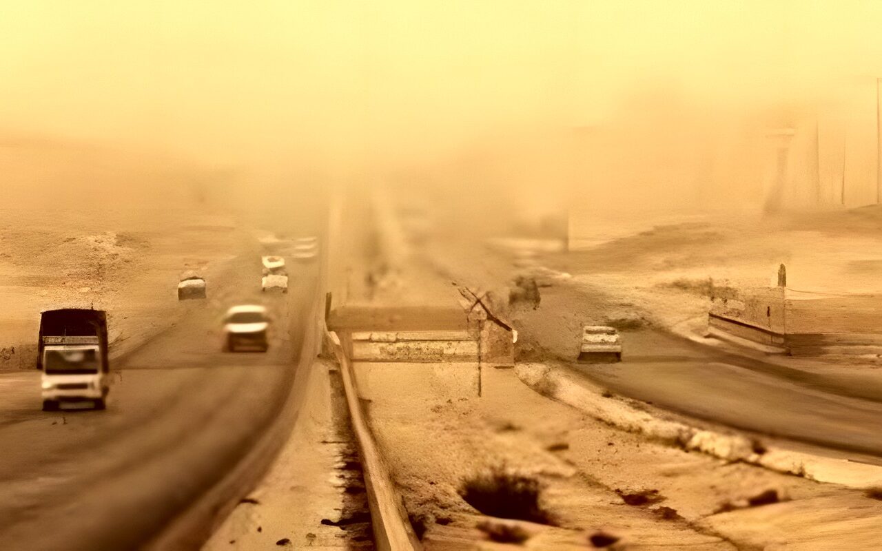 أمطار وشبورة كثيفة.. الأرصاد تحذر من حالة الطقس المتوقعة غدا