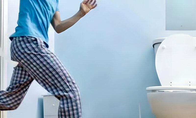 بتصحى من النوم عشان تدخل الحمام؟.. تعرف على أسباب التبول الليلي وطرق التعامل معه