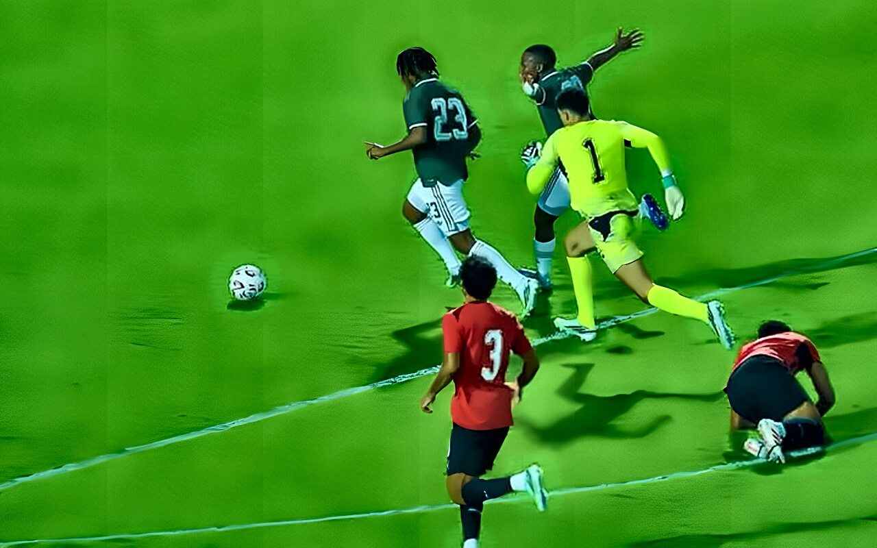 أحمد شوبير يعلق على خطأ نجله مصطفى أمام جنوب أفريقيا