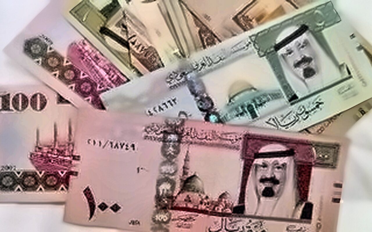 تحركات جديدة للعملات العربية بعد الارتفاع الأخير.. والريال السعودي يتجاوز الـ 14 جنيها