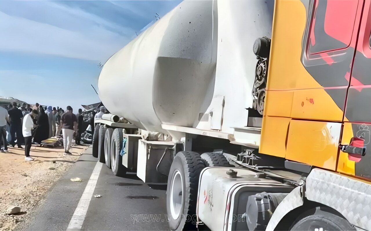 بالأسماء، 8 ضحايا من المنيا في حادث الأتوبيس والتريلا بالفيوم
