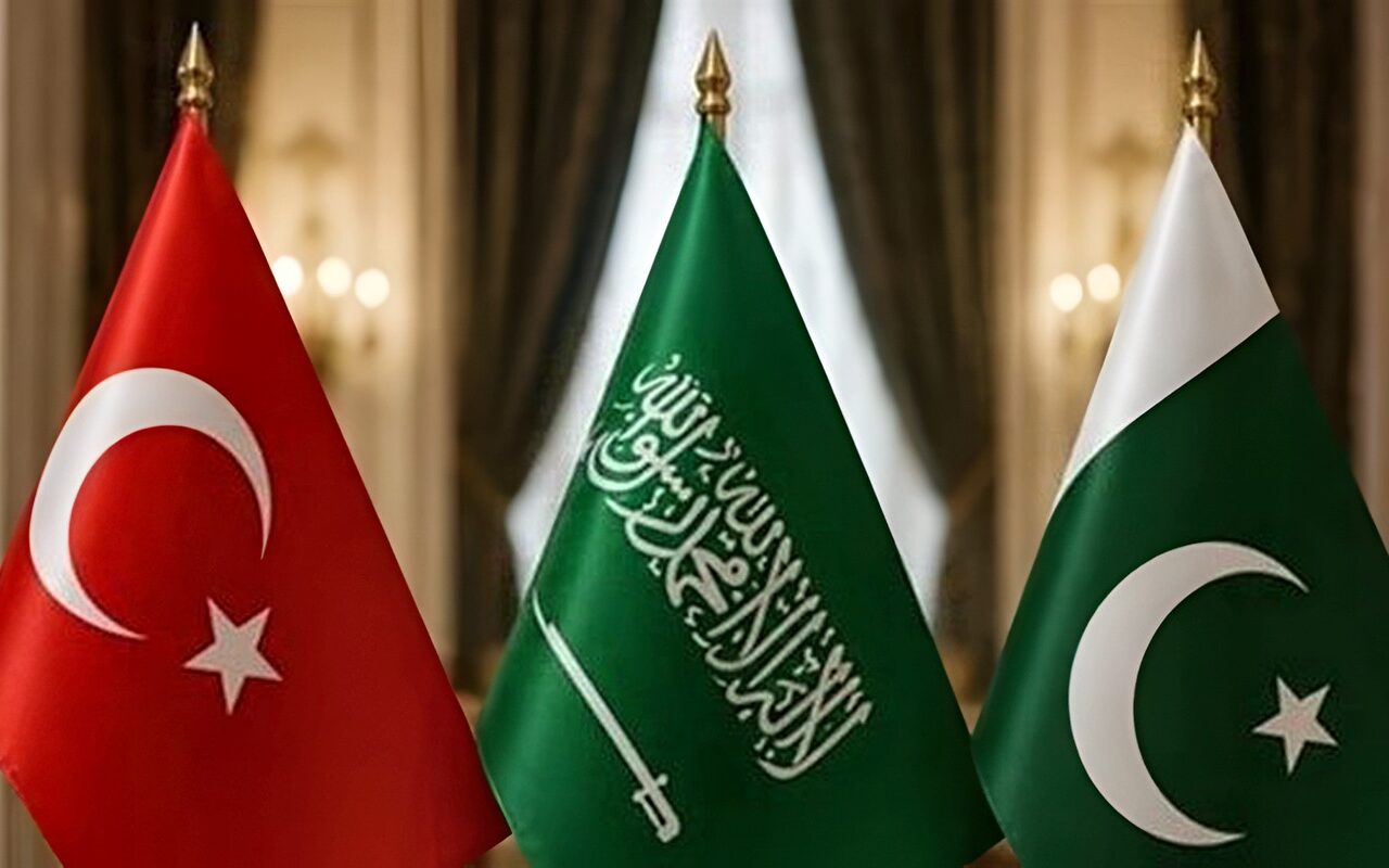 حلف مكة.. تعيين الفريق أول المتقاعد نعمان محمود من باكستان أمينا عاما لمدة 3 سنوات