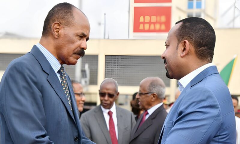 النار تشتعل بين أفورقي وآبي أحمد.. مسيرات إثيوبية تضرب قوات إريترية في تيجراي