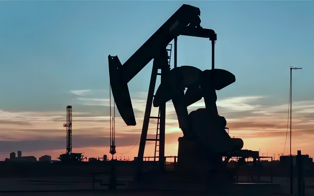 ارتفاع سعر النفط وخام برنت يتجاوز الـ 110 دولارات للبرميل بعد الهجوم على الناقلات بمضيق هرمز