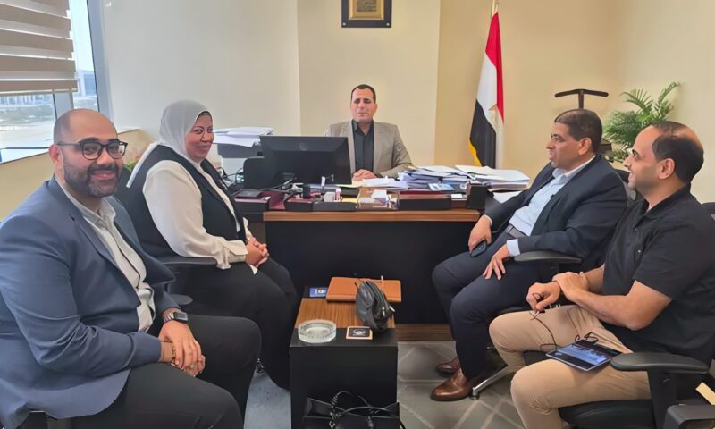 معاون وزير الإسكان يلتقي بمسئولى مياه المنوفية لمتابعة الموقف التنفيذي للمشروعات