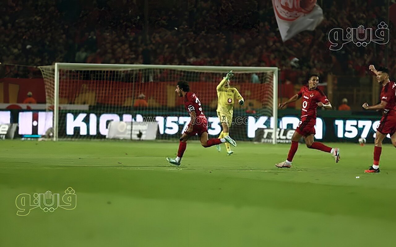 ماذا فعل معتمد جمال مع إمام عاشور بعد احتفاله بهدف الأهلي الثاني أمام دكة الزمالك؟