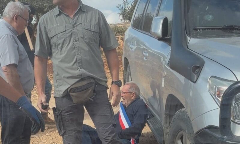 هاجموا أميركية ووفدا أوروبيا بالضفة.. إسرائيل تعتقل مشتبها بهم