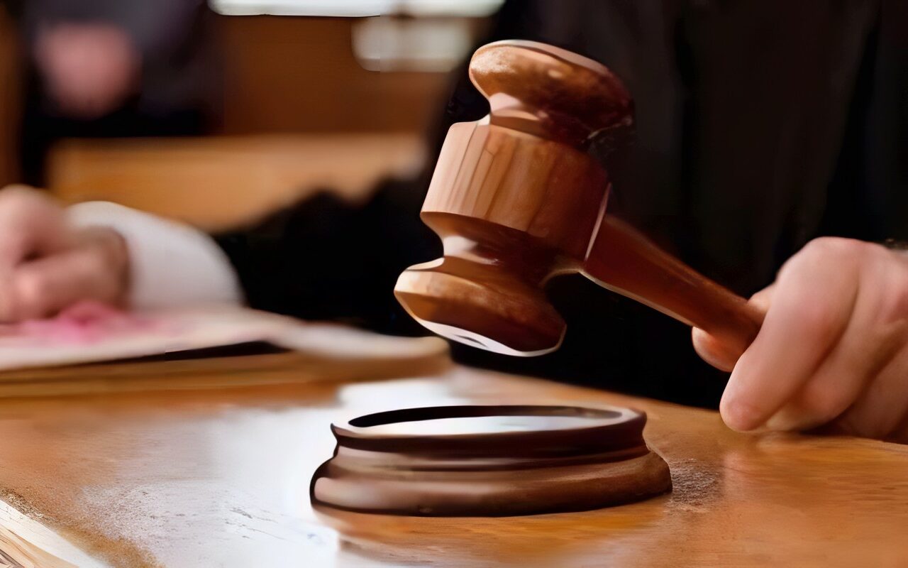 خطف طفل مقابل فدية.. عقوبات تصل إلى السجن المشدد 20 عاما