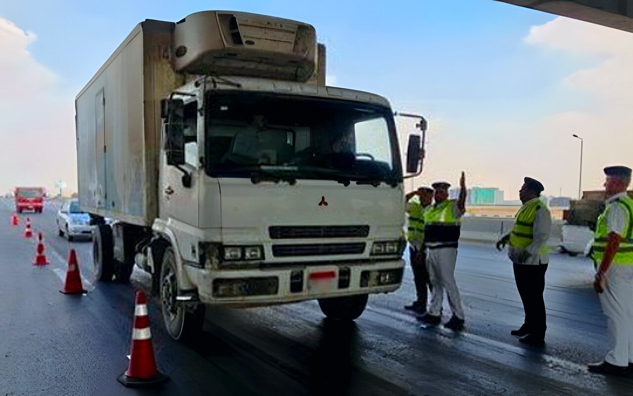 خلال 24 ساعة.. ضبط 106 آلاف مخالفة مرورية