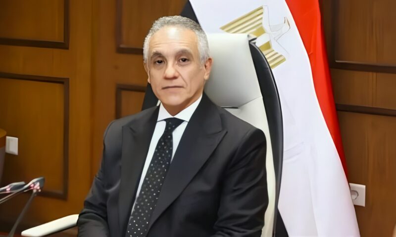 وزير العدل يفتتح مقر توثيق نادي القضاة ومحكمة شبين الكوم.. بعد قليل