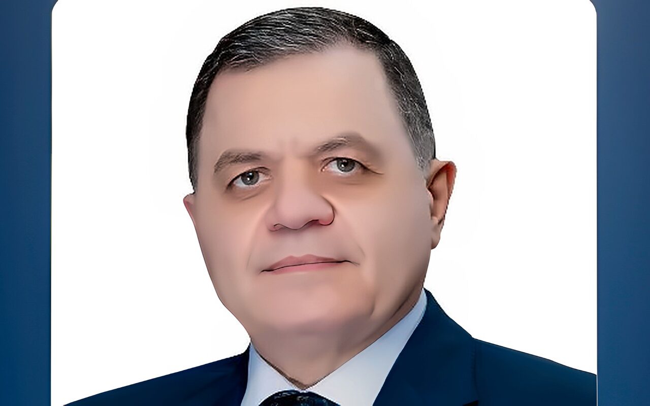 بطولات أبهرت العالم.. وزير الداخلية يهنئ وزير الدفاع ورئيس الأركان بذكرى انتصارات أكتوبر