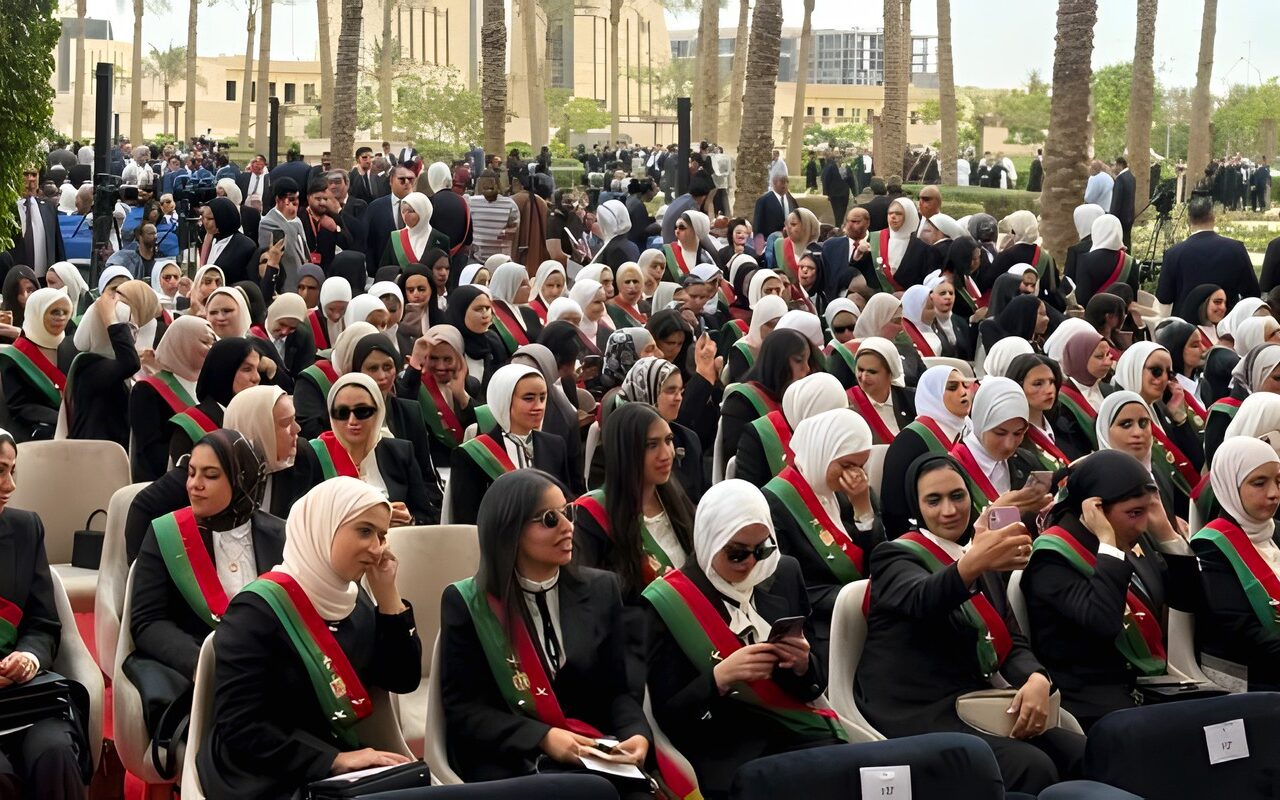 بالأسماء.. أعضاء النيابة الإدارية الجدد يؤدون اليمين أمام وزير العدل| صور
