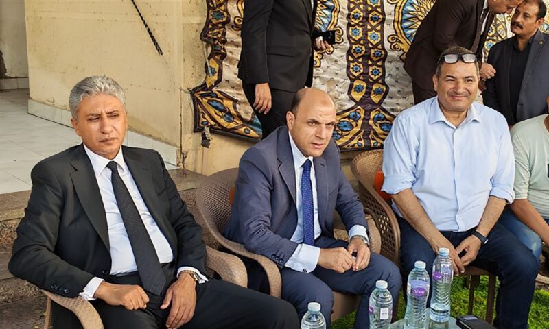 وزير السياحة ومحافظ الغربية يتفقدان موقع الكشف الأثري لـ”رمسيس الثاني” ببهبيت الحجارة (فيديو)