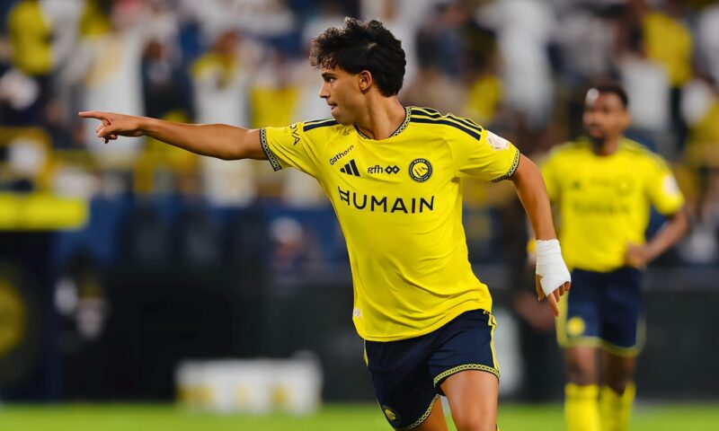 جواو فيليكس ينقذ النصر من فخ نيوم