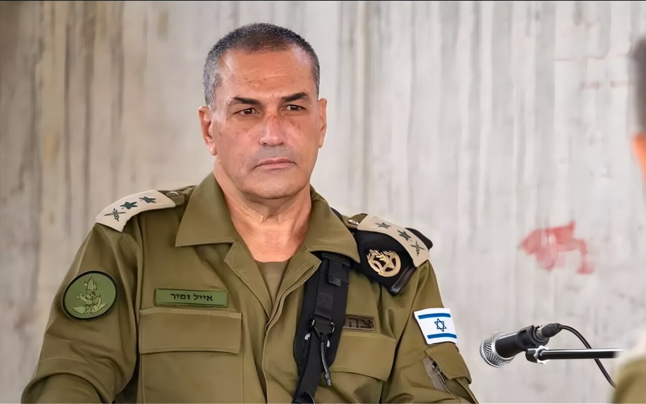 أكسيوس: رئيس الأركان الإسرائيلي يبحث مع قائد “سنتكوم” خطة استئناف الحرب على إيران