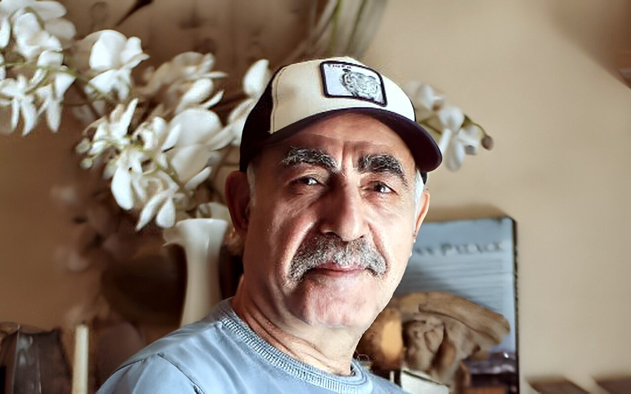 محمد عبدالعظيم يكشف تفاصيل تعرضه لحادث سير: العربية اتقلبت بسبب حجر.. خاص