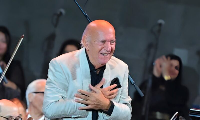 في ليلة أسطورية.. عمر خيرت يضيء سماء تلال الفسطاط | صور
