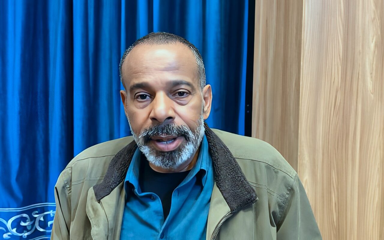 أول لقاء بعد التعافي من أزمته الصحية.. أحمد الحلواني لـ “صدي البلد” : خضعت لعمليات عديدة .. واتمني أرجع للفن.. فيديو
