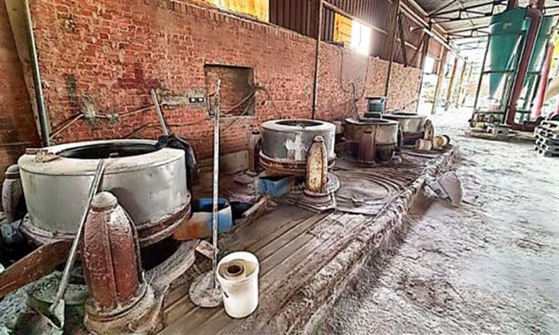 ضبط 225 طن أسمدة مغشوشة و17 ألف عبوة مبيدات مجهولة المصدر