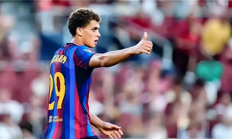 استبعاد حمزة عبد الكريم من قائمة برشلونة لمواجهة ريال بيتيس في الدوري الإسباني