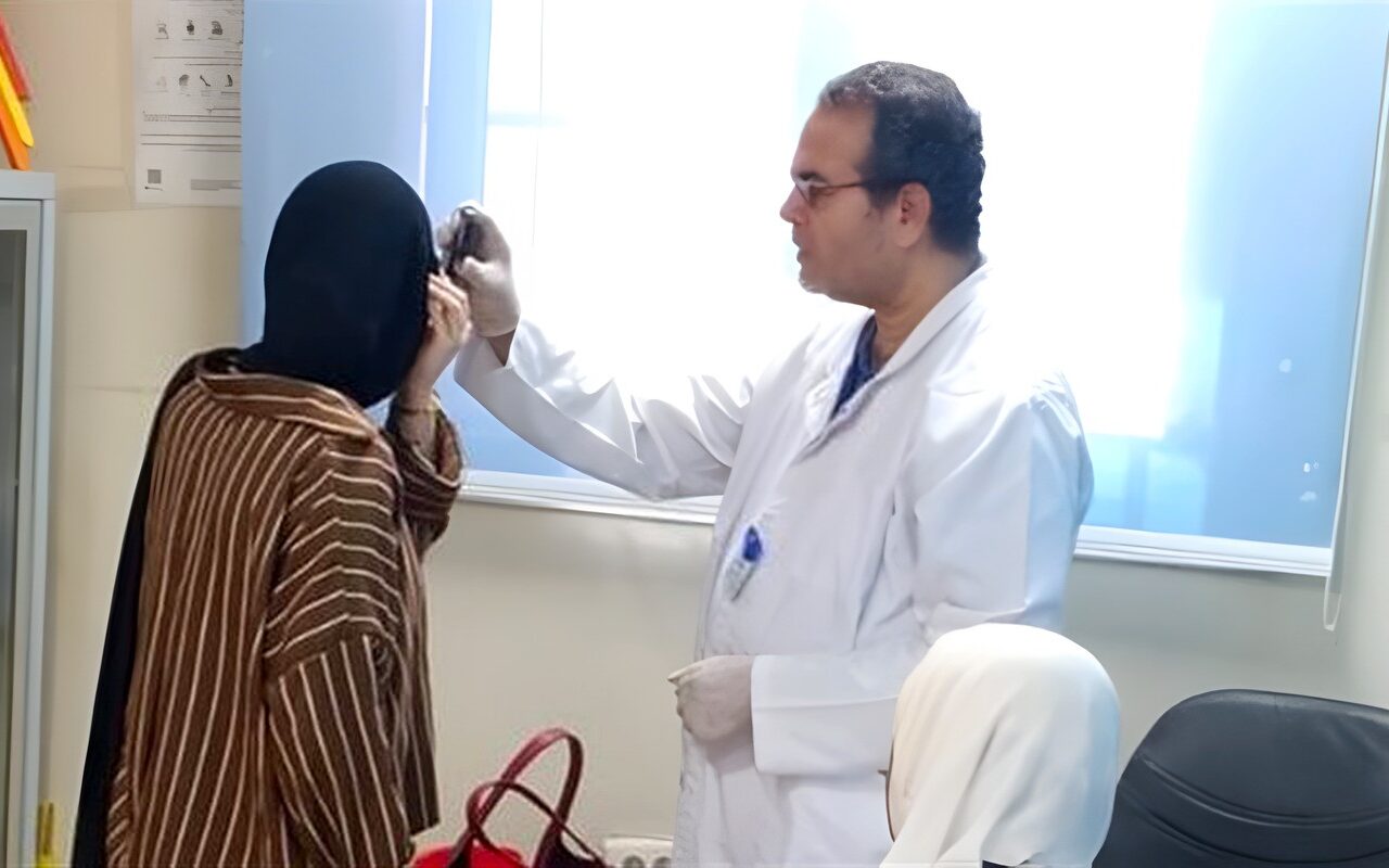 صحة الفيوم تنظم قافلتين طبيتين بالمجان لأهالي قريتي كنسأة الجمال وسرسنا