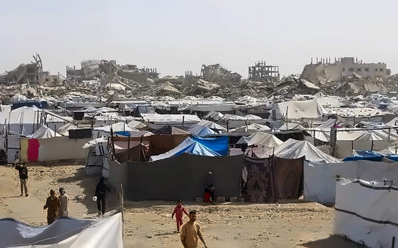 بعد 1000 يوم من الحرمان.. مصر تعيد 36 ألف طالب من غزة إلى 20 مدرسة بالقطاع
