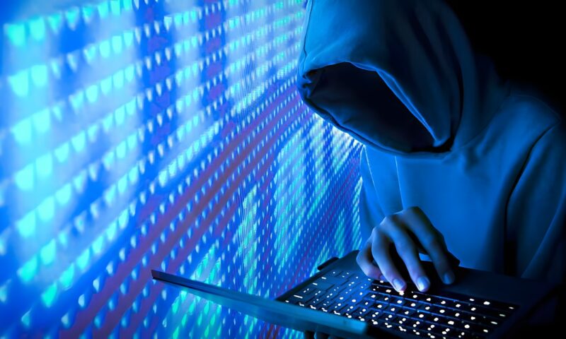حالات الإعفاء الجوازية والوجوبية في الجريمة الإلكترونية طبقا للقانون