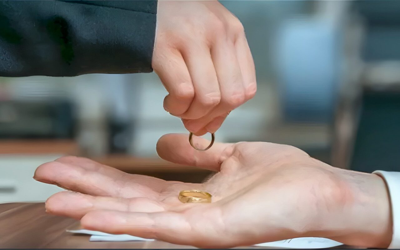 أمين الفتوى يوضح الحكم الشرعي فى تطليق الزوجة لعدم الإنجاب (فيديو)