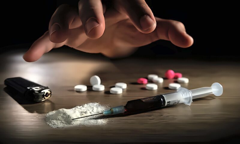 بعد فصل 6500 موظف.. تحركات لتعديل قانون تحليل المخدرات ومراجعة العقوبات