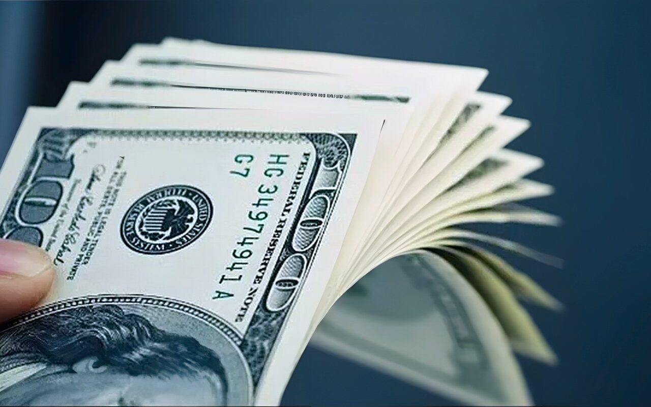 أسعار الدولار في مصر الإثنين 12 أكتوبر
