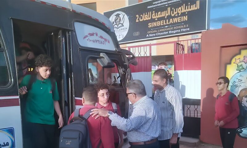 تحدث عن نصر أكتوبر، محافظ الدقهلية يتفقد المدرسة الرسمية للغات بالسنبلاوين