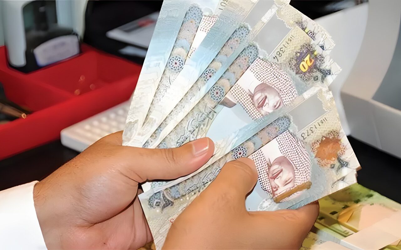 آخر تطورات سعر الدينار البحريني مقابل الجنيه في البنك الأهلي اليوم الجمعة