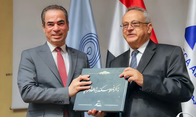 مكتبة الإسكندرية تنظم ندوة «ذاكرة مصر المعاصرة» وتوقع اتفاقية تعاون مع التليفزيون المصري