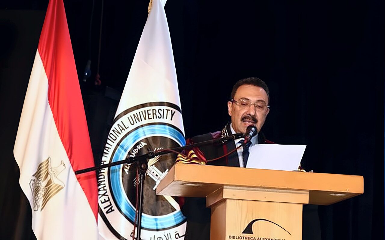 جامعة الإسكندرية الأهلية تحتفل بتخريج الدفعة الأولى لكليتي الحاسبات وعلوم البيانات