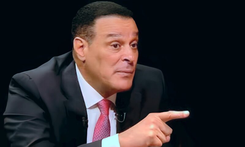 بالمعايير المصرية.. عصام عبد الفتاح يعترف بأحقية الزمالك في ضربة جزاء أمام الأهلي